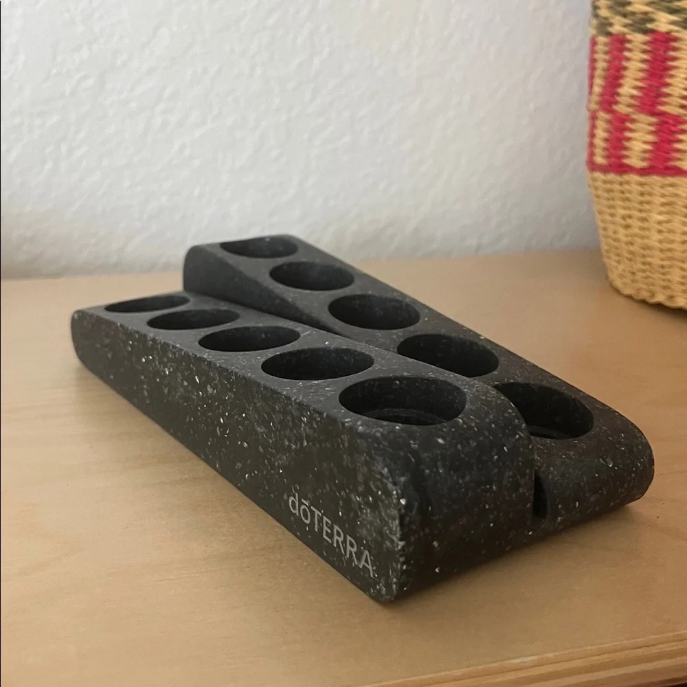 doTERRA Black Essential Oil Holder Storage Stand 10 Oil Spots